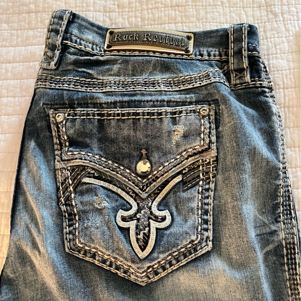 Rock Revival Faded Blue Cropped Jeans